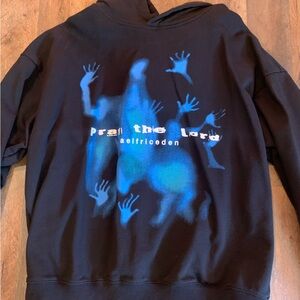 Size L, Aelfric Eden